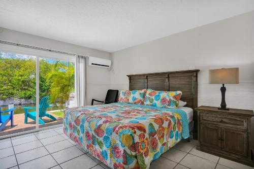 Coconut Cay Resort image 18